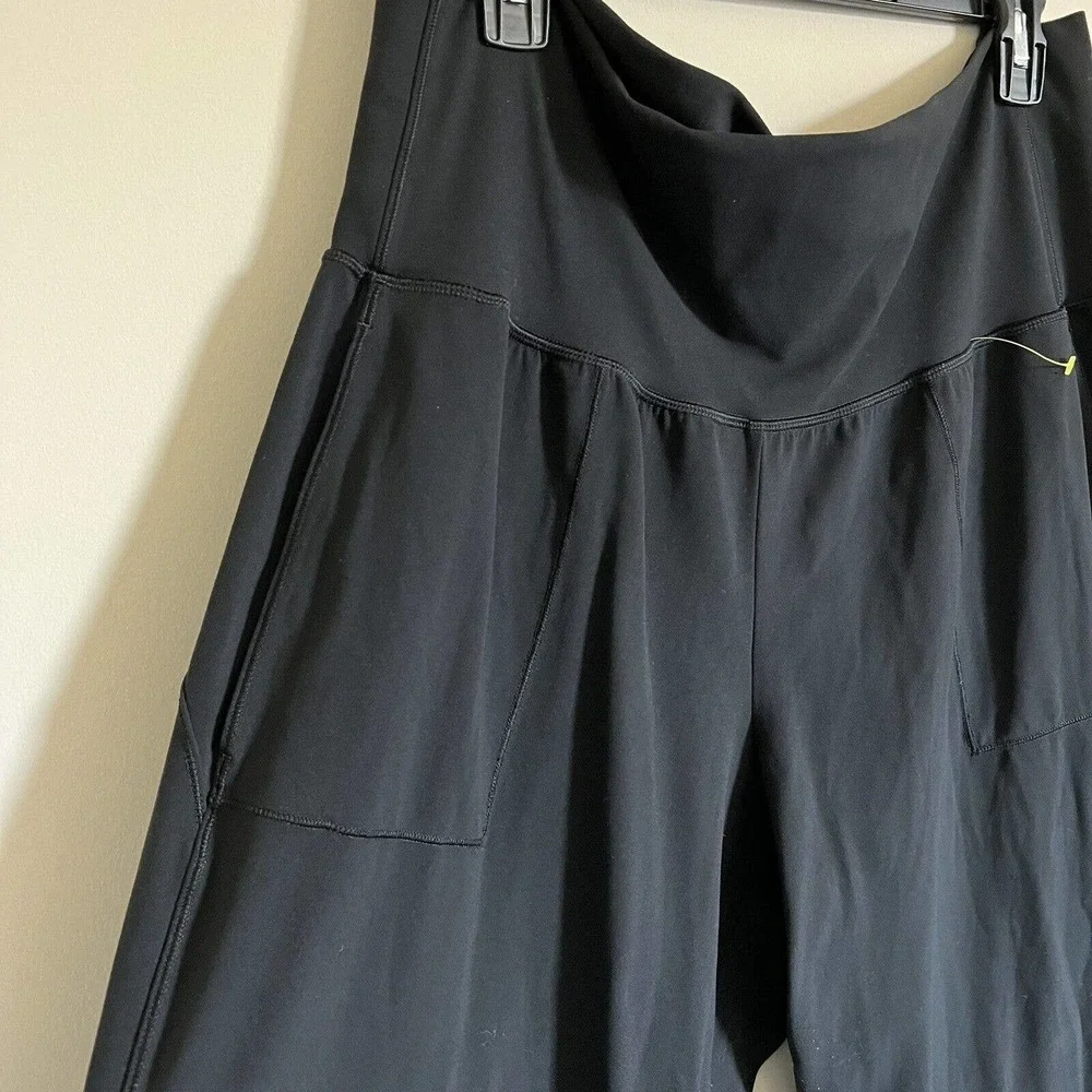 Salutation joggers - Picture 4 of 11